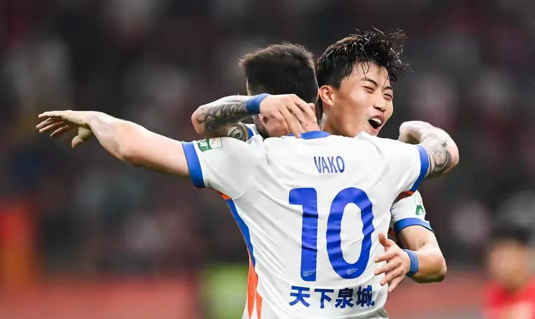 亚博体育-赛地聚焦——中超冲刺阶段热度飙升，山东男篮刷新队史纪录，信心回归，临场指挥获称赞的简单介绍-亚博体育